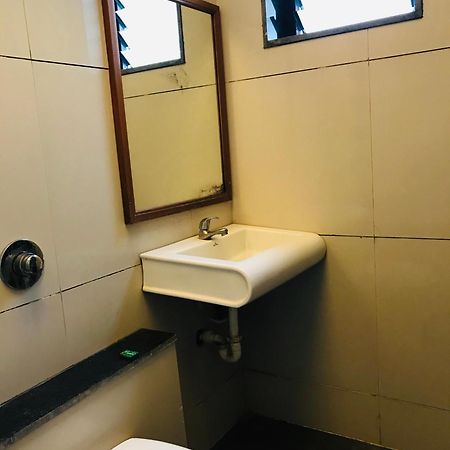 Liva Rooms Нашик Екстериор снимка
